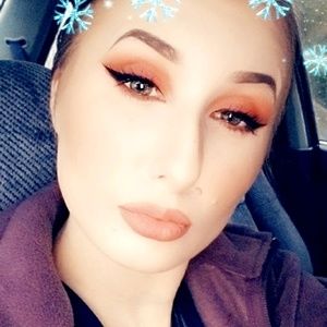 Meet your Posher, Karissa